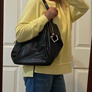 Pour La Victoire Black Leather Purse/Bag